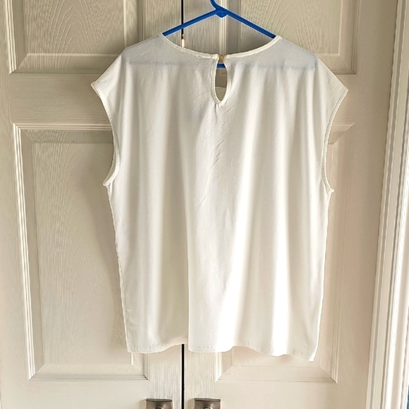 NEW Anne Klein White Eyelet/Crochet Sleeveless Pull on Blouse  Keyhole Back XL - Picture 8 of 16